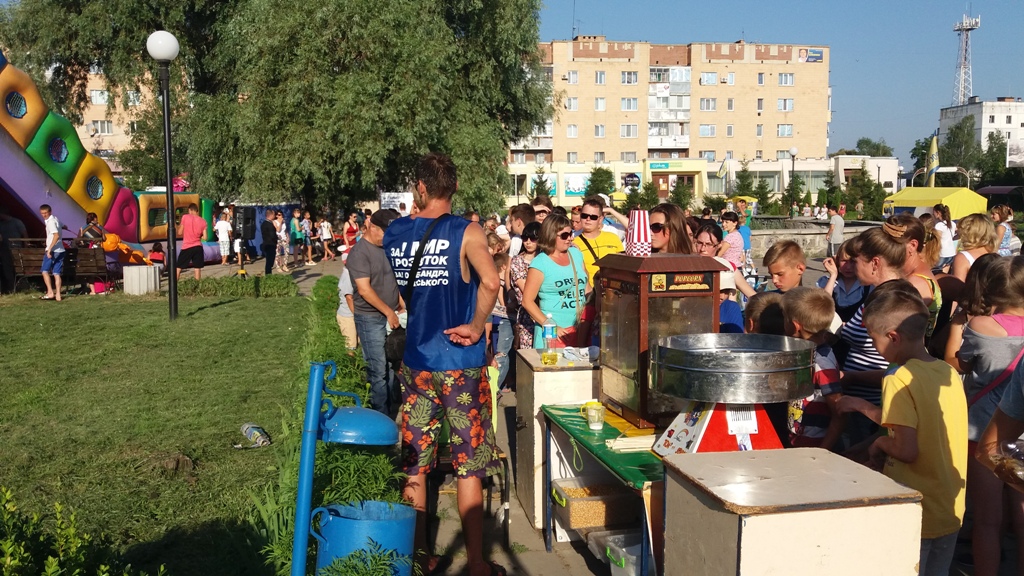 15 07 Na Poltavschini predstavnyk opozycijnogo bloku pereshkodzhav ta pogrozhuvav sposterigacham oporyphoto1