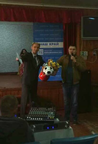 Poltava 24 10 2017 kandidat z podarynkami Photo2